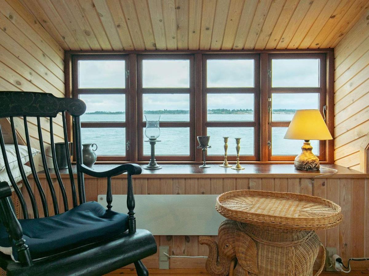 4 Person Holiday Home In Mesinge エクステリア 写真